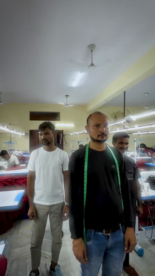 I guess our people at work have a hidden talent of acting 🤣 
.
.
.
.
.
.
#viral #trendingreels #gouriwala